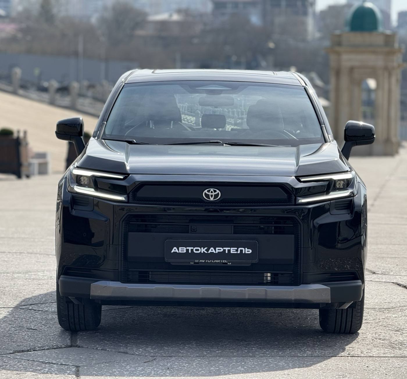 Кроссовер Toyota — привоз из Японии с аукциона